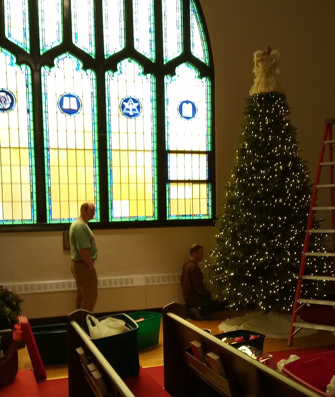 FSJ - Christmas Decorating